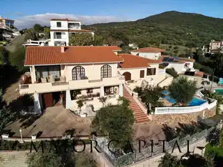 Splendid Villa with Private Garden and Pool