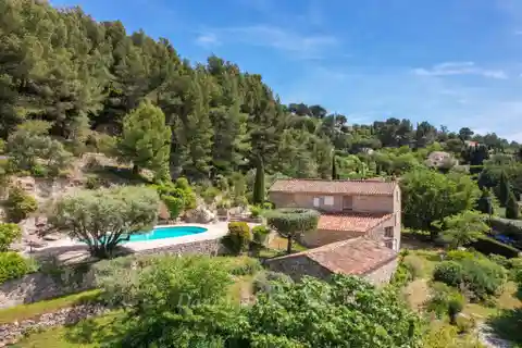 Charming 18th-Century Stone Home Near Le Beausset