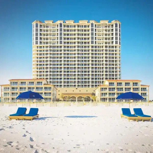 EXQUISITE BEACH CLUB CONDO