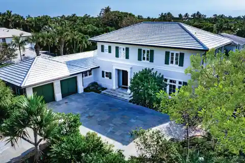 Desirable Palm Beach Island Corner Property