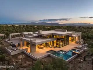 Exquisite Tucson Estate in Prestigious Enclave