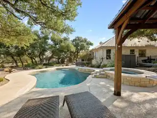 Driftwood Luxury with Pool, Spa, and Outdoor Deck