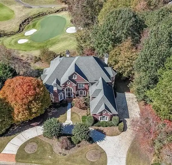 MAGNIFICENT BRICK HOME IN PRESTIGIOUS SUGARLOAF COUNTRY CLUB