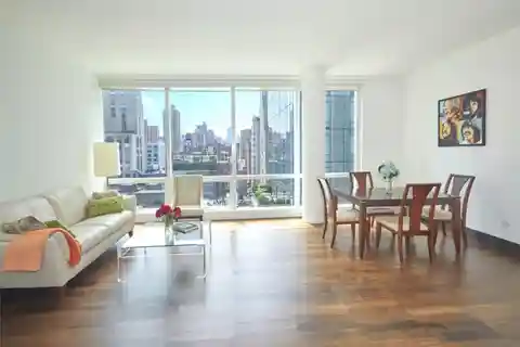 Luxurious Condo with Stunning South Views