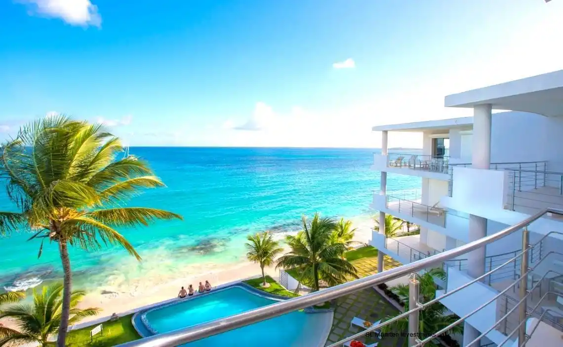 Las Arenas Penthouse with Stunning Ocean Views