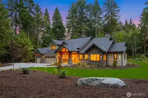 Premier Estate on 4.75 Serene Acres