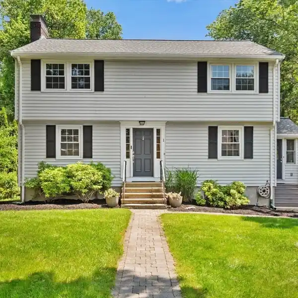 BRIGHT AND AIRY COLONIAL WITH A DESIRABLE PLAN