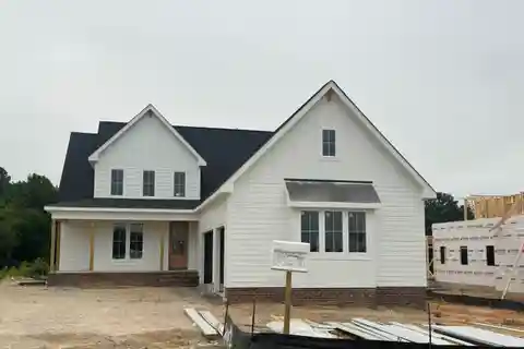 Beautiful Open Plan New Construction