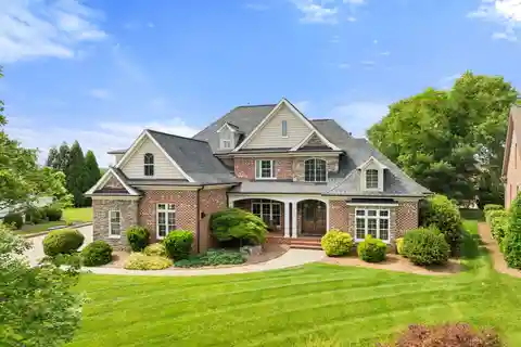 Brookberry Farm Gem with Private Home Office