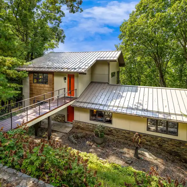 SUNSET MOUNTAIN DESIGNER HOME