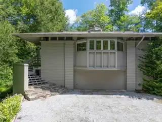 Mid-Century Modern Masterpiece with Stunning Mountain Views