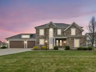 Spacious Home in Bradford Shores