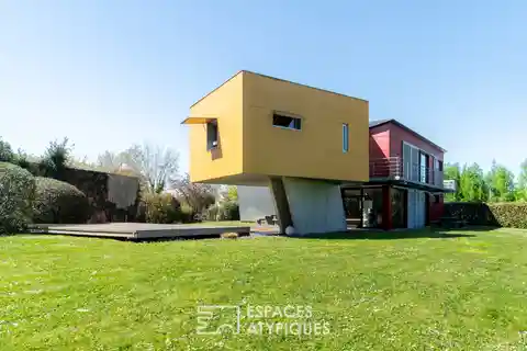 Striking Modular Home in Natural Setting