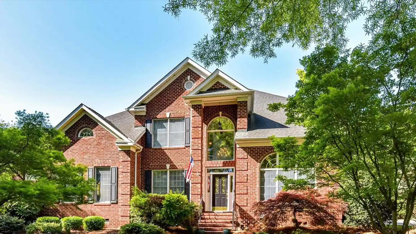 Beautiful Full-brick Home in Chadwyck Farms