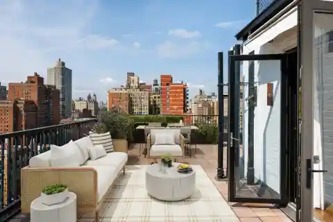 Duplex Home with an Incredible Terrace