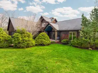 Luxury and Serenity in Loch Alpine
