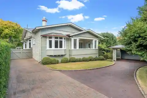 Classical New Zealand Bungalow