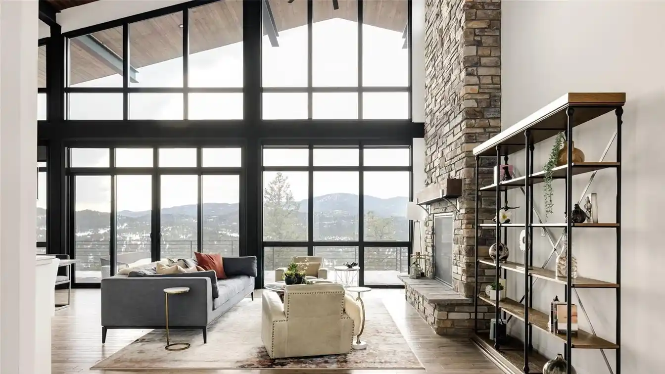 Spectacular Contemporary Luxury Lifestyle Property