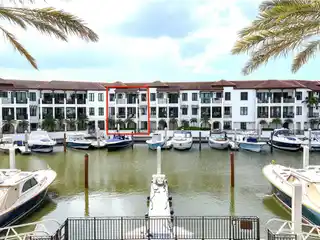 Exquisite Condo at Naples Bay Resort