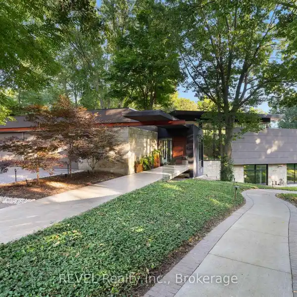 MODERN BUNGALOW ESTATE