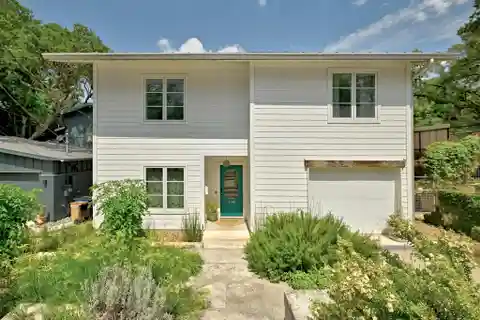 Thoughtfully Curated Modern Farmhouse