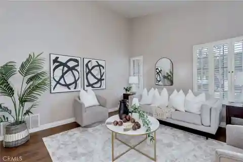 Inviting Single-Level Home in Cortez