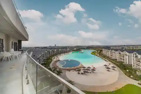 Penthouse Dream in Waterfall