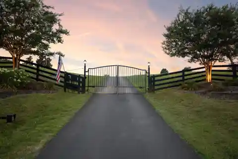 Picturesque Farmstead on Old Hillsboro Road