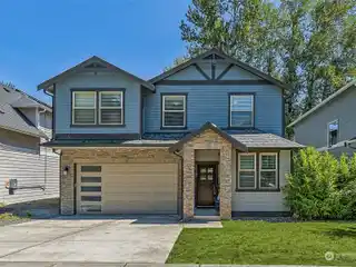 Impeccably Maintained Five Bedroom Gem