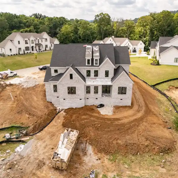 BEAUTIFUL HOME IN THE NEWEST SECTION OF RAINTREE RESERVE