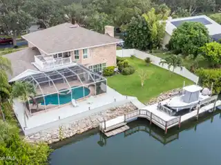 Exquisite Canal-Front Residence