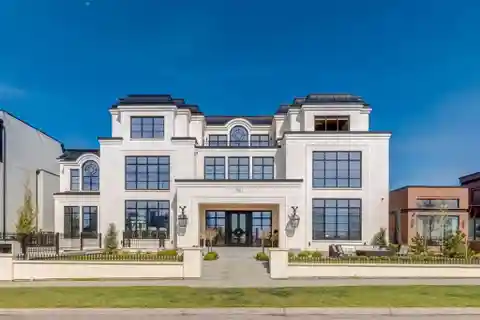 A Whimsical Yet Refined Family Retreat