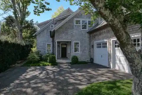 Perfect Traditional East Hampton Village Rental