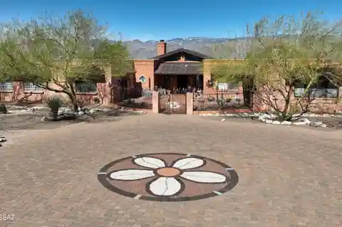 Beautiful Southwest Style Home