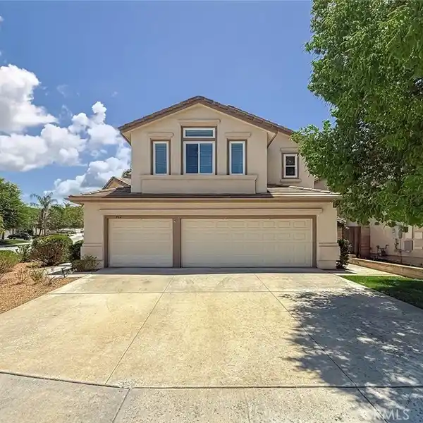 GORGEOUS CORNER PROPERTY