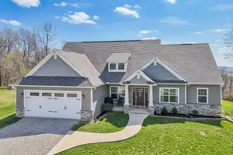 Private 40-Plus-Acre Retreat
