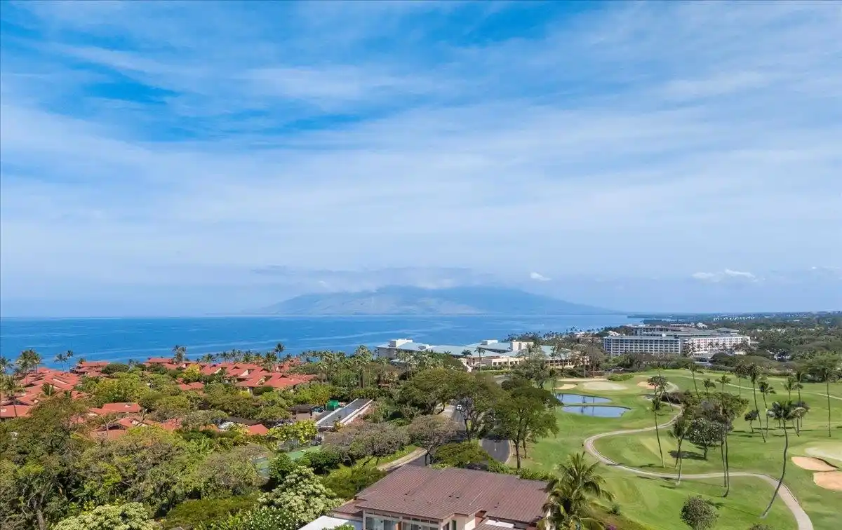 Spectacular Makalii Condo