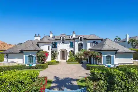 Sophisticated Estate in Naples' Most Esteemed Community