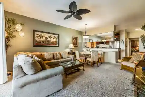 Beautifully Renovated Unit at Grand Champions