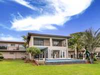 EXQUISITE EIGHT BEDROOM LUXURY HOME