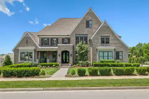 Private Paradise in a Sought-after Neighborhood