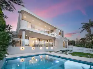 Sculptural Waterfront Masterpiece of Timeless Elegance