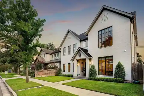 French Modern Farmhouse in the Heights