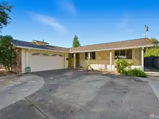 Great Potential in a Desirable Neighborhood