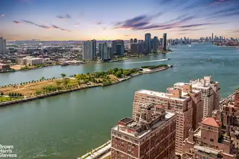 Elegant 42nd Floor Home with Iconic Emery Roth Design