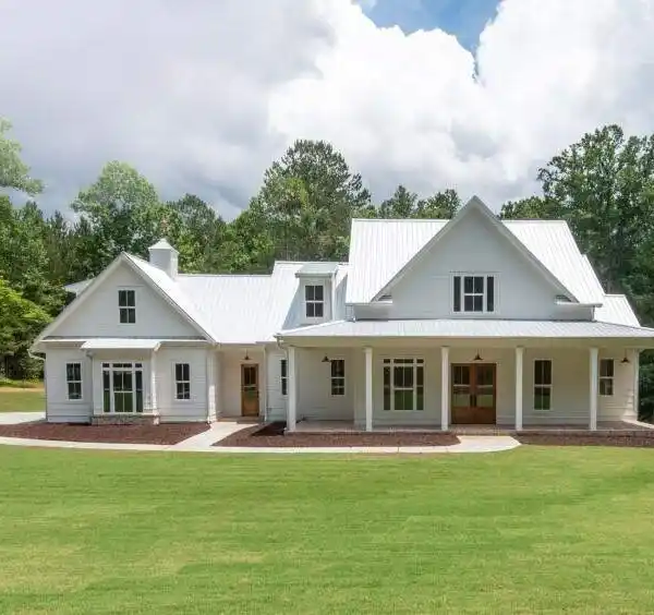 CUSTOM HOME ON 5 ACRES IN SANCTUAIRE FARMS