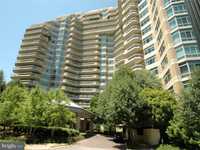 COMPLETELY RENOVATED FIRST FLOOR CORNER UNIT
