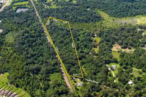 26 Acres - Family Compound Opportunity
