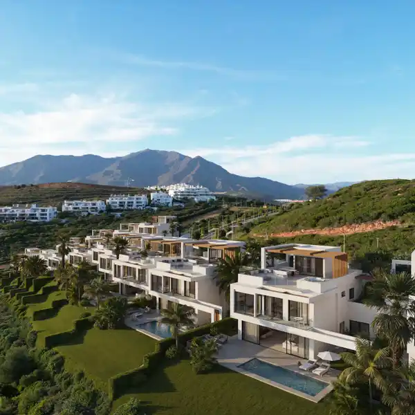 ELEVATED CONTEMPORARY LIVING WITH INCREDIBLE VIEWS