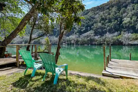 Rare Waterfront Property on Lake Austin